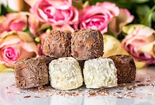 Les Trois Chocolats