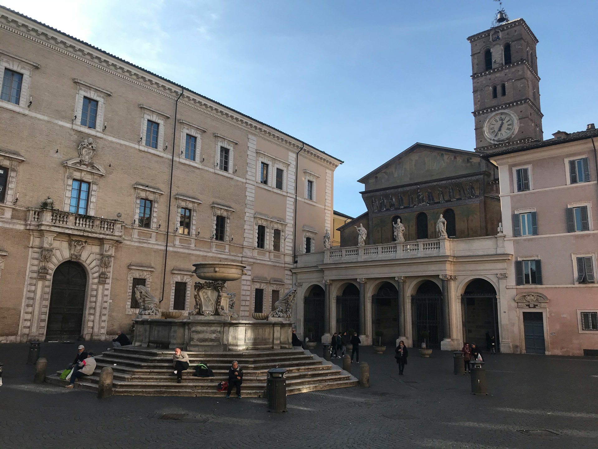 Piazza di Santa Maria
